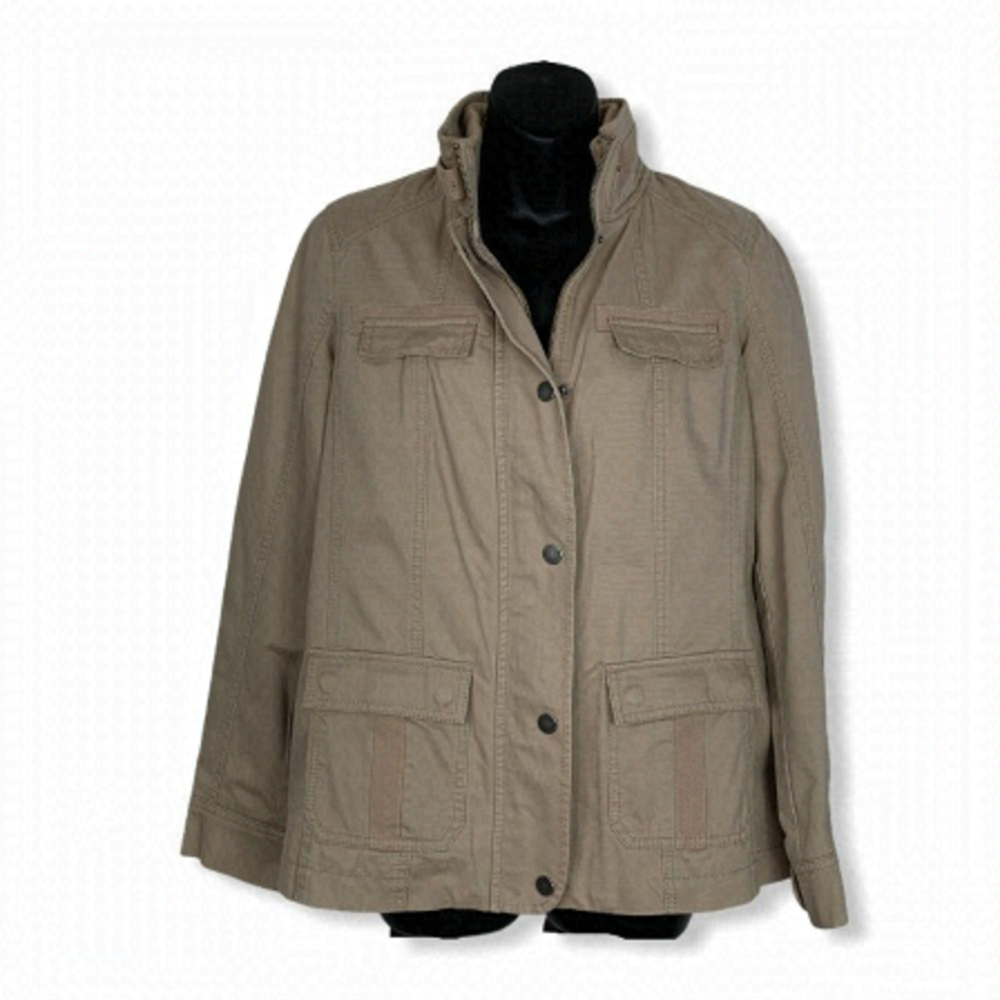 𝅺LIZ Claiborne Khaki jacket